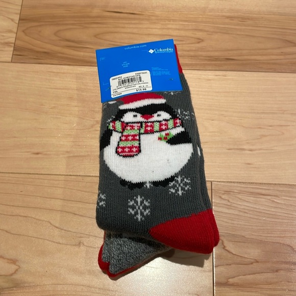 NWT Christmas Santa Penguin Socks Women’s 4-10 Columbia 2 Pairs - Picture 2 of 3